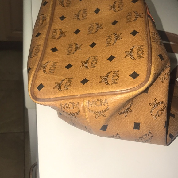 AUTHENTIC COGNAC “MCM” LARGE TOTE BAG - Picture 14 of 16
